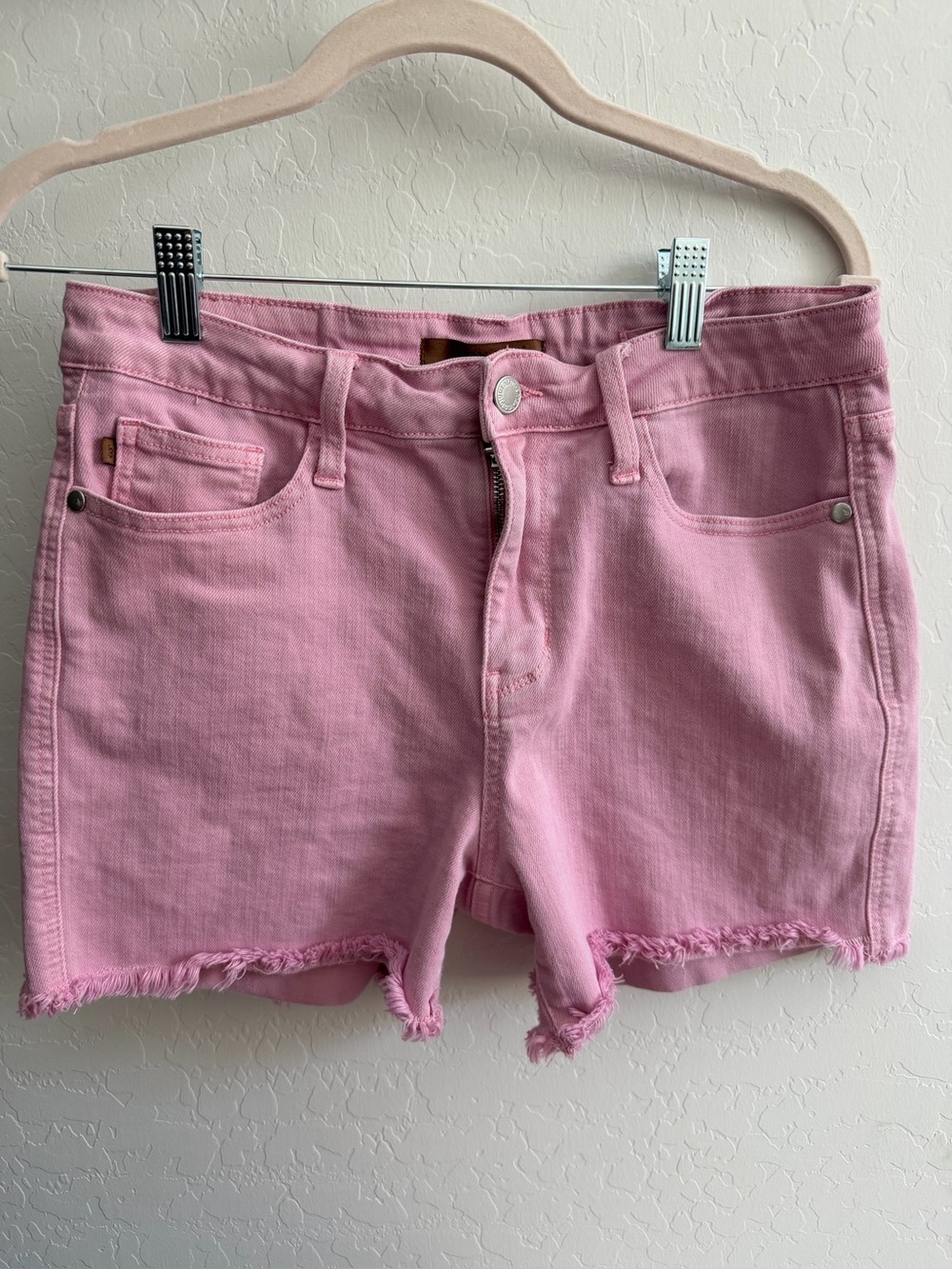 Judy Blue Pink Denim Frayed Hem Women’s Shorts